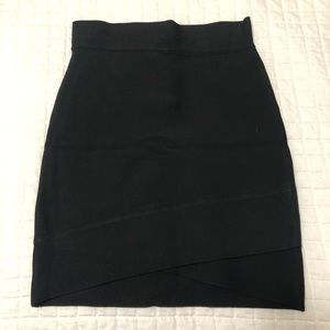 Cross Front BCBG Skirt in Black XS